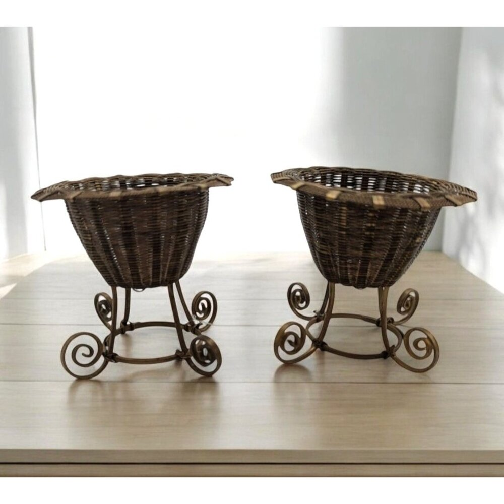 Set Of 2 Vintage Antique Brass Tiny Woven Baskets, egg holder